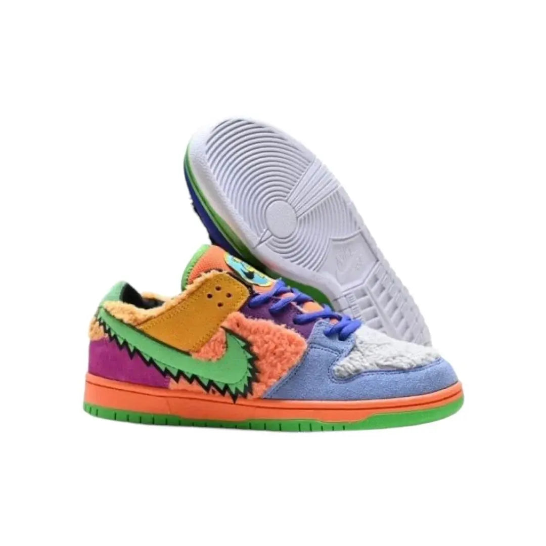 Nike Sb Dunk Low Great Dead bear Meezan