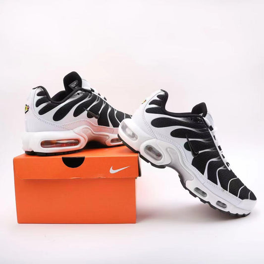 Nike Air Tn Black White